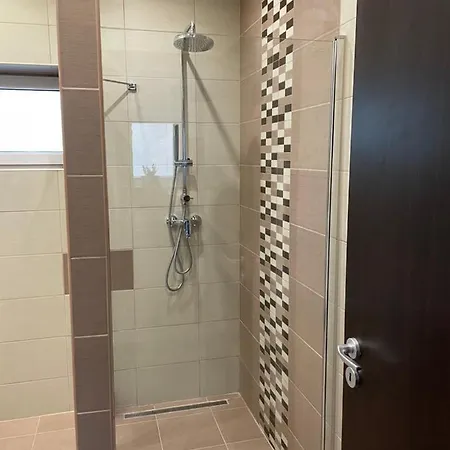 Malibu Apartman&jacuzzi Mişcolţ