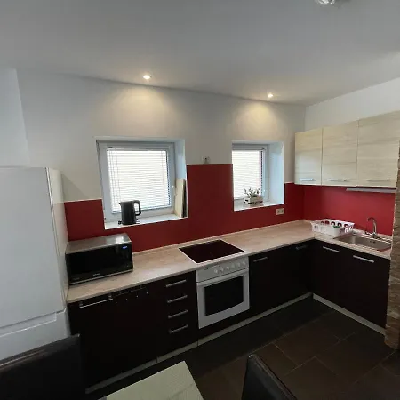 Malibu Apartman&jacuzzi Mişcolţ