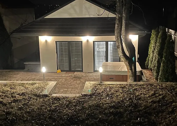 Malibu & Jacuzzi Lägenhet Miskolc